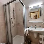 Waldhauser Apartment